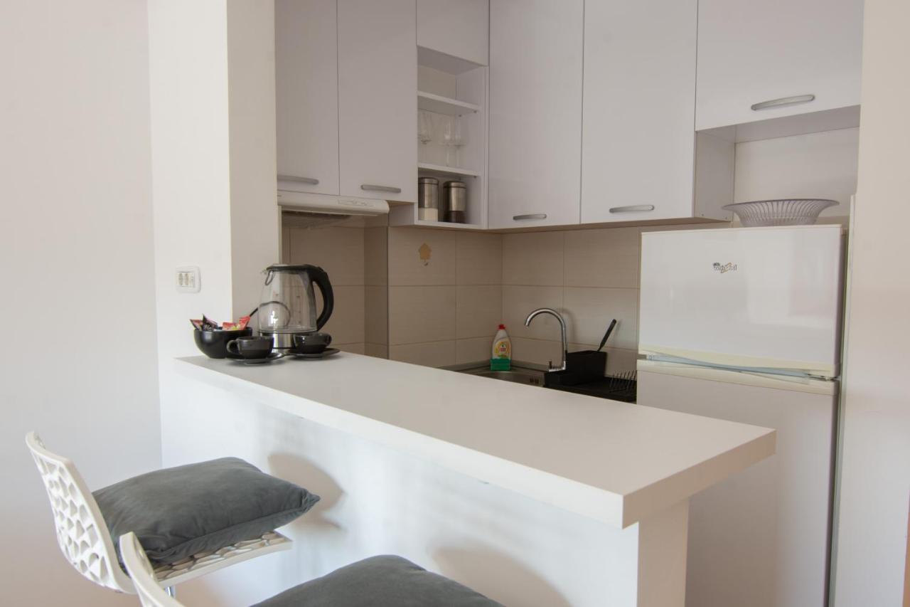 A Blok New Modern - Free Garage Parking, Comfortable, Quiet With A Park View Belgrade Exterior photo